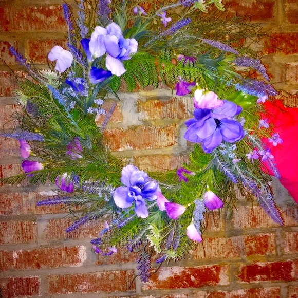 Wreath - Picture 1 of 1